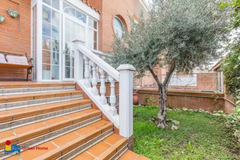 Casa adosada en calle de Poseidón