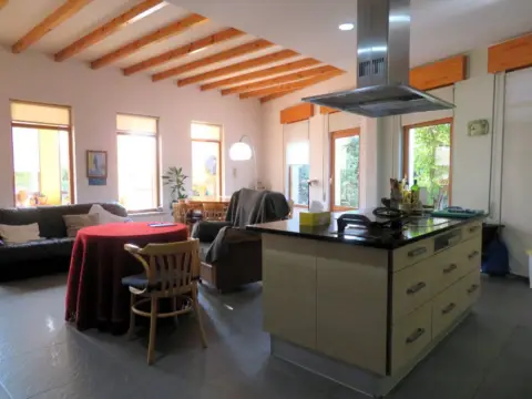Casa unifamiliar en calle Avenida León