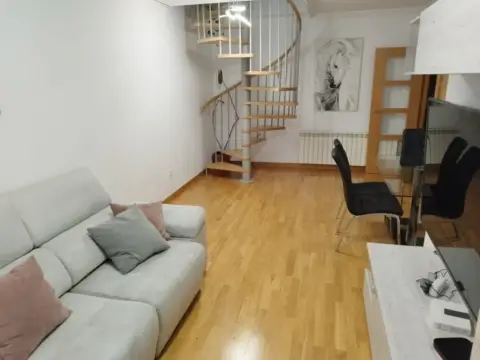 Piso en Altos de Valcorchero - Restaurante Atico