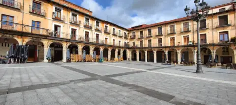 Local comercial en Plaza Mayor, 12