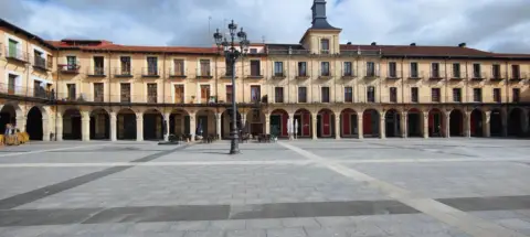 Local comercial en Plaza Mayor, 12