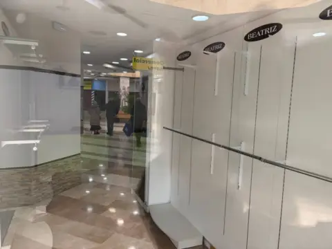 Local comercial en Canovas