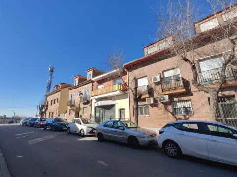 Casa pareada en calle de Cervantes