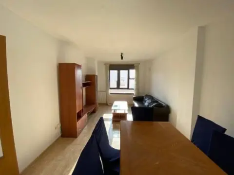 Piso en Avenida de los Planetas