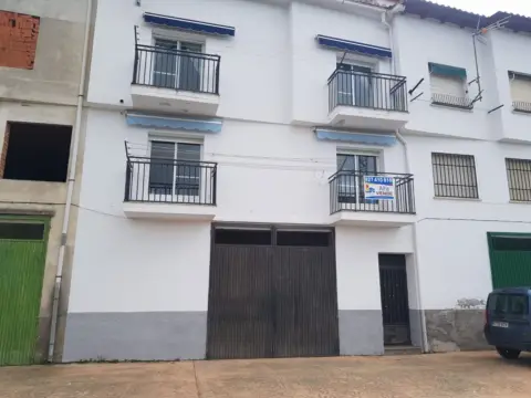 Terraced house in calle Real