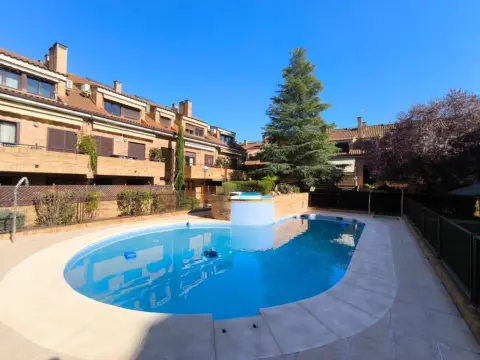 Dúplex en calle de la Codorniz, 2