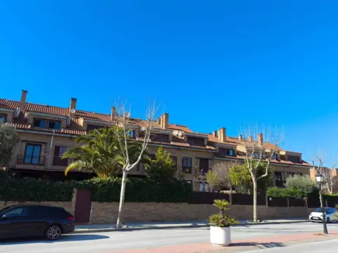 Dúplex en calle de la Codorniz, 2