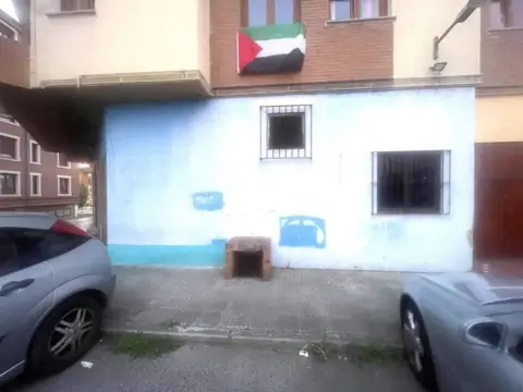 Local comercial en Lugones - Llugones