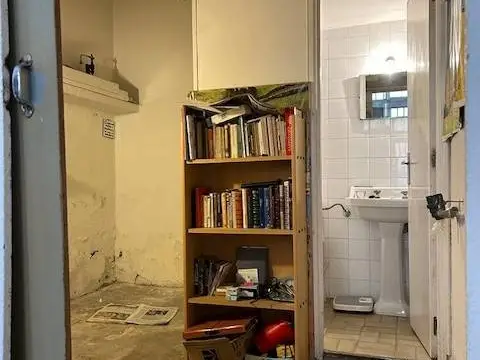 Local comercial en Universidad- Sta Eulalia