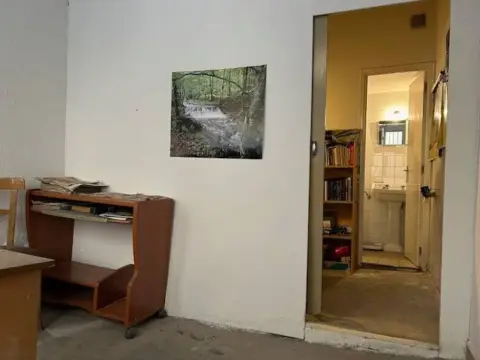 Local comercial en Universidad- Sta Eulalia