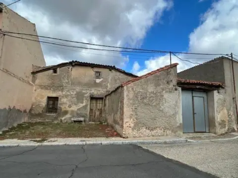 Casa en Sauquillo de Cabezas