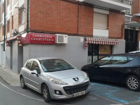 Local comercial en Miralvalle