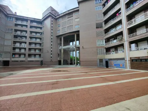 Piso en Universidad-Autonomías