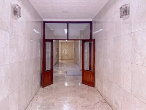 Piso en calle Plaça Dartur Piera