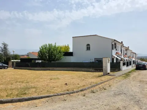 Casa adosada en Embalse Gabriel y Galán