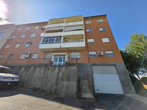 Piso en Dolores Ibarruri - Camara de Comercio - Múltiples