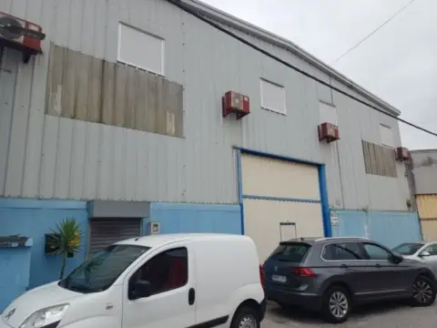 Nave industrial en Peñacastillo