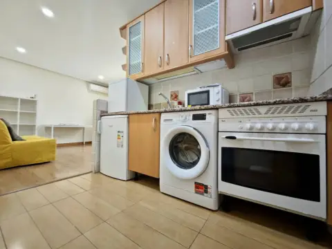 Piso en calle de Rafael Herrera, 9