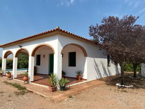 Casa unifamiliar en Los Santos de Maimona