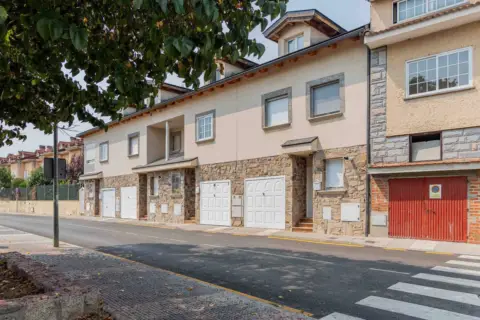 Casa adosada en Centro