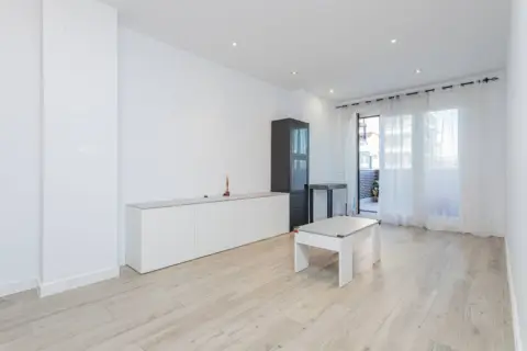 Piso en Valdezarza