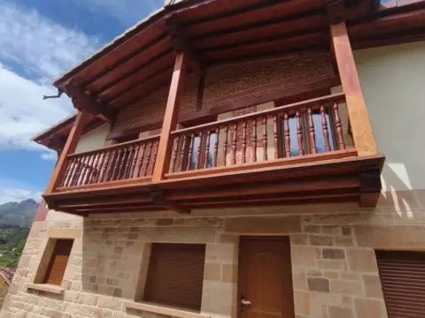 Casa unifamiliar en Barrio de la Puentenansa, 110