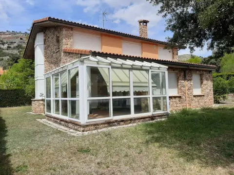 Single-family house in Fuentetoba