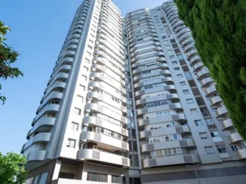 Ático en calle del Condado de Treviño