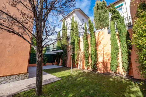 Casa adosada en Arturo Soria