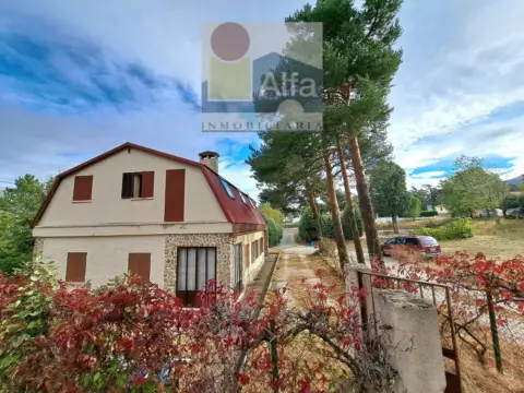 Casa unifamiliar en Ortigosa del Monte