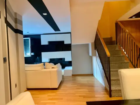 Dúplex en calle de la Loma