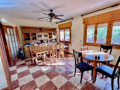 Casa unifamiliar en Avenida del Museo del Prado