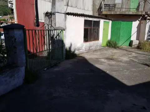 Local comercial en Casas del Monte