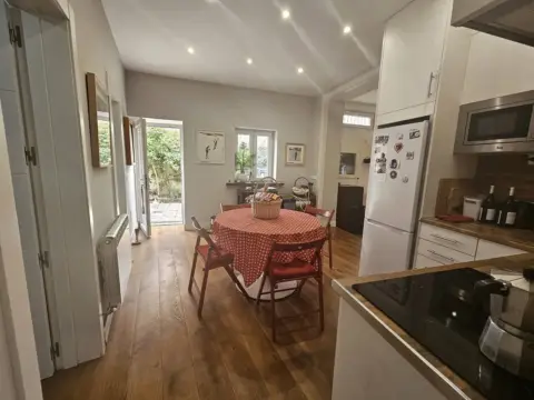 Casa adosada en Centro