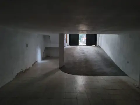 Local comercial en Miralvalle-Manuel Revilla Castan