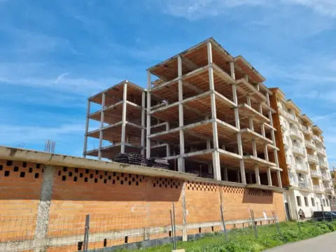 Edificio en Principal