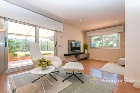 Casa en Vía Gran Via de Pau Casals