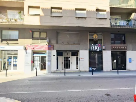 Commercial space in Avenida de Salvador Dalí I Domènech, 83