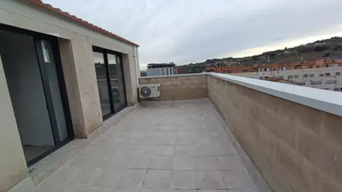 Piso en calle de Linné, 5