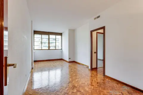 Piso en calle de La Marina