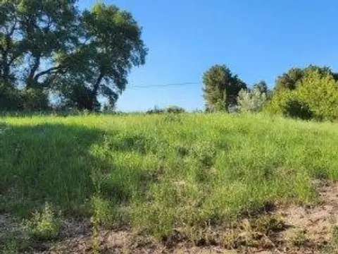 Terreno en calle Joaquim Ruyra