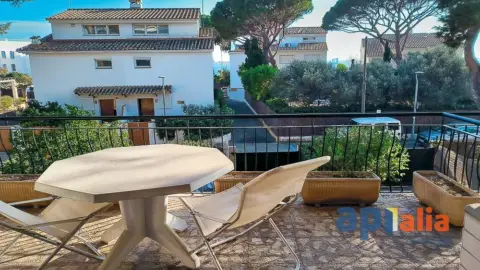 Pis – Calonge i Sant Antoni