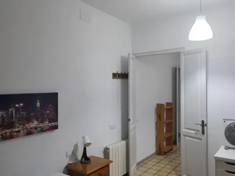 Habitación en calle Dels Amics