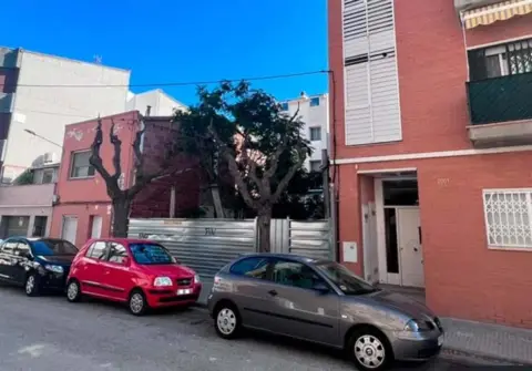 Terreno en calle de L'ametller