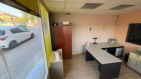 Local comercial en Paseo Baríton Maties Ferret