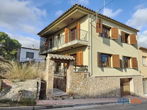 Casa en calle Galceran de Requesens