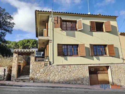 Casa en calle Galceran de Requesens