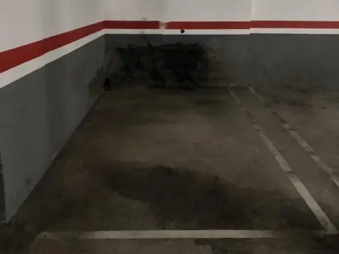 Garaje en calle de Josep Tarradellas