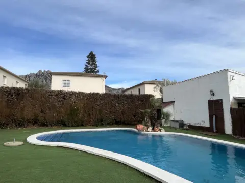 Casa en calle Figueres