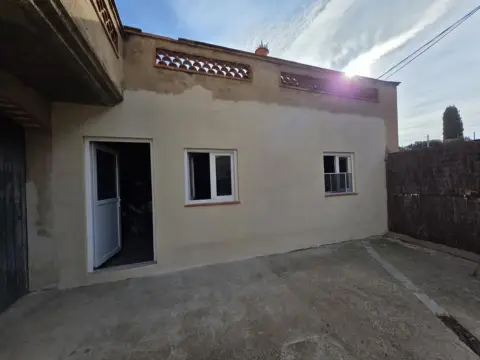 House in Riumors